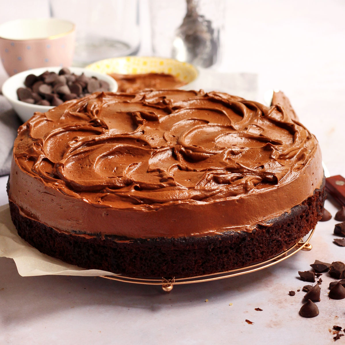 Easy One-Bowl Chocolate Cake: Moist & Foolproof